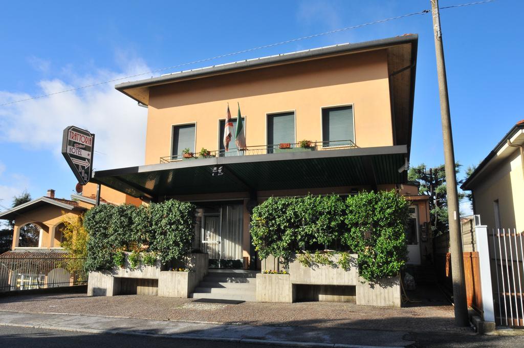 Hotel Molteni Veduggio con Colzano Exterior foto